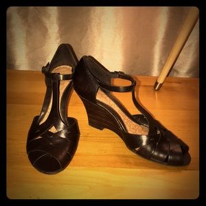 Brown leather wedges